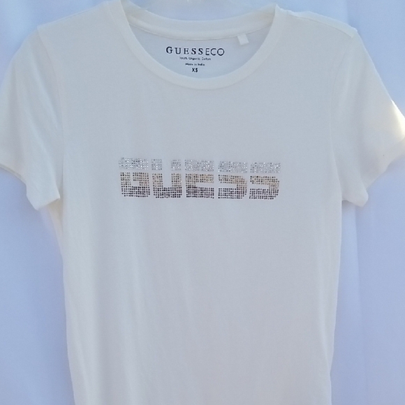 GUESS Sparkle Detail Cream T-Shirt XS - Picture 1 of 6